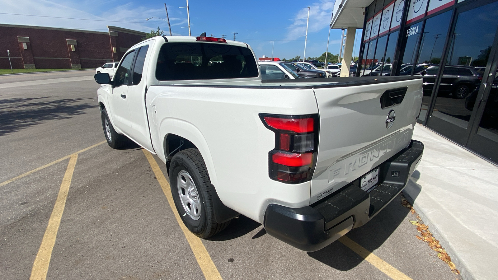 2024 Nissan Frontier S 9