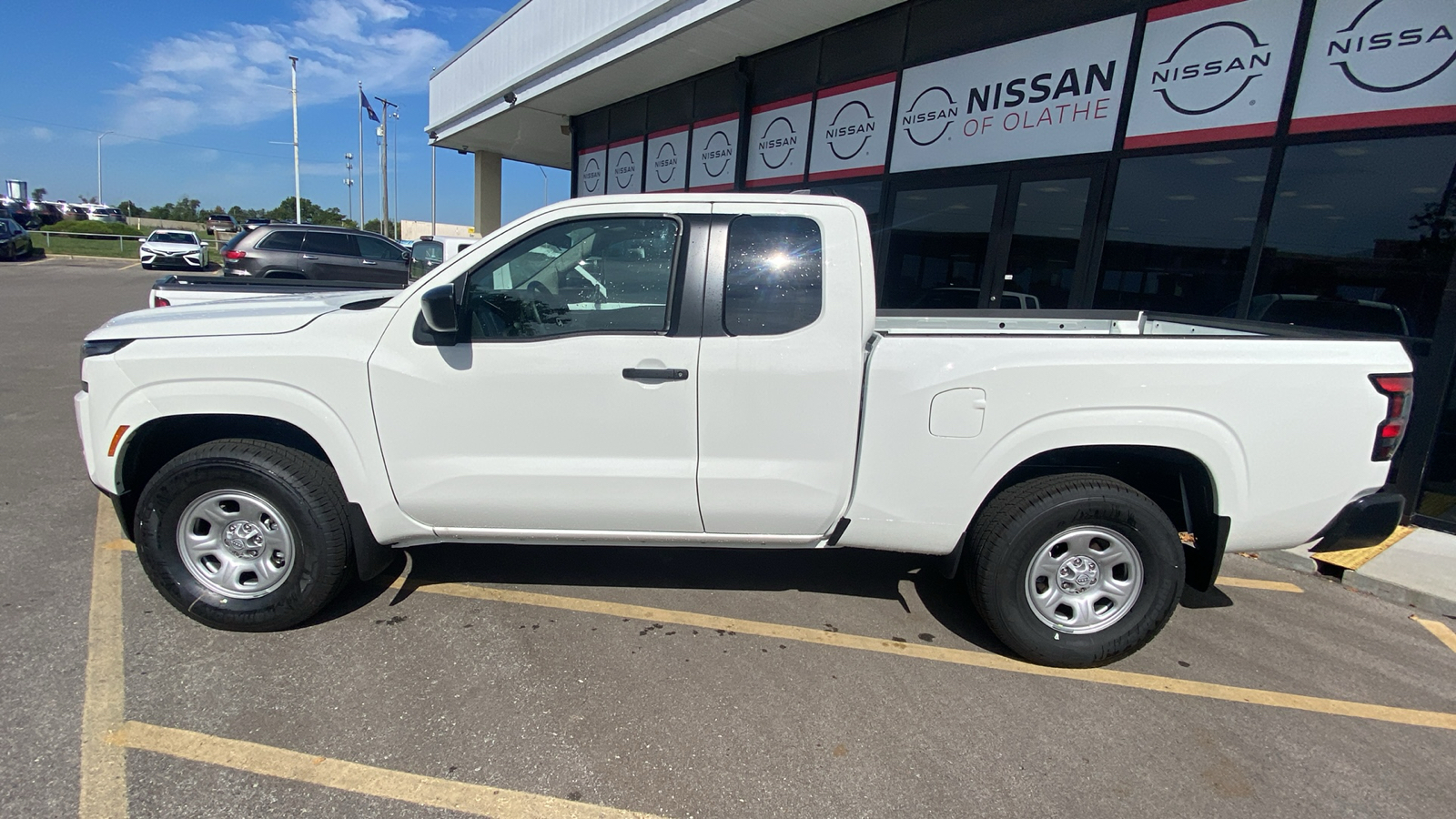 2024 Nissan Frontier S 10