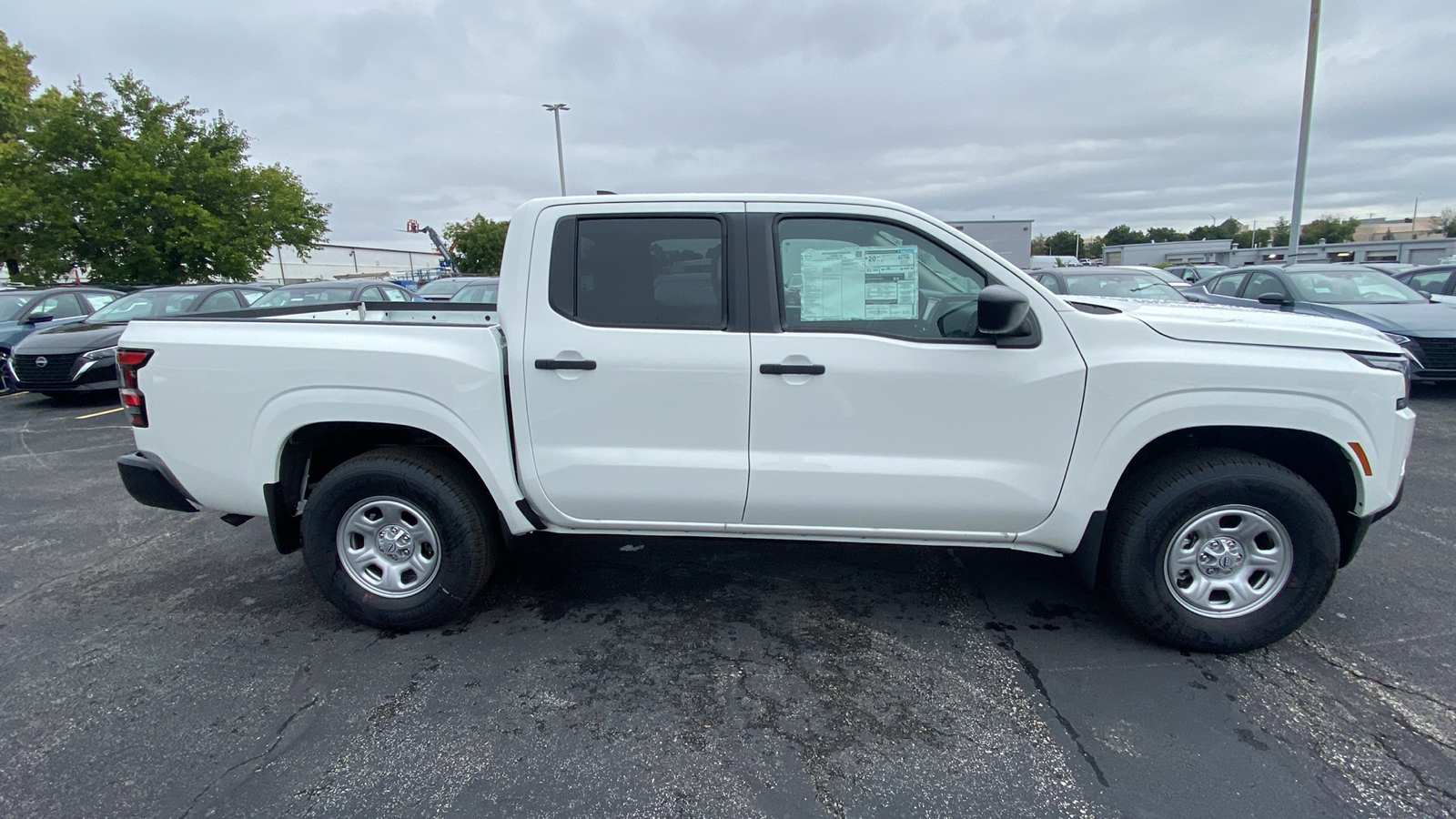 2024 Nissan Frontier S 4