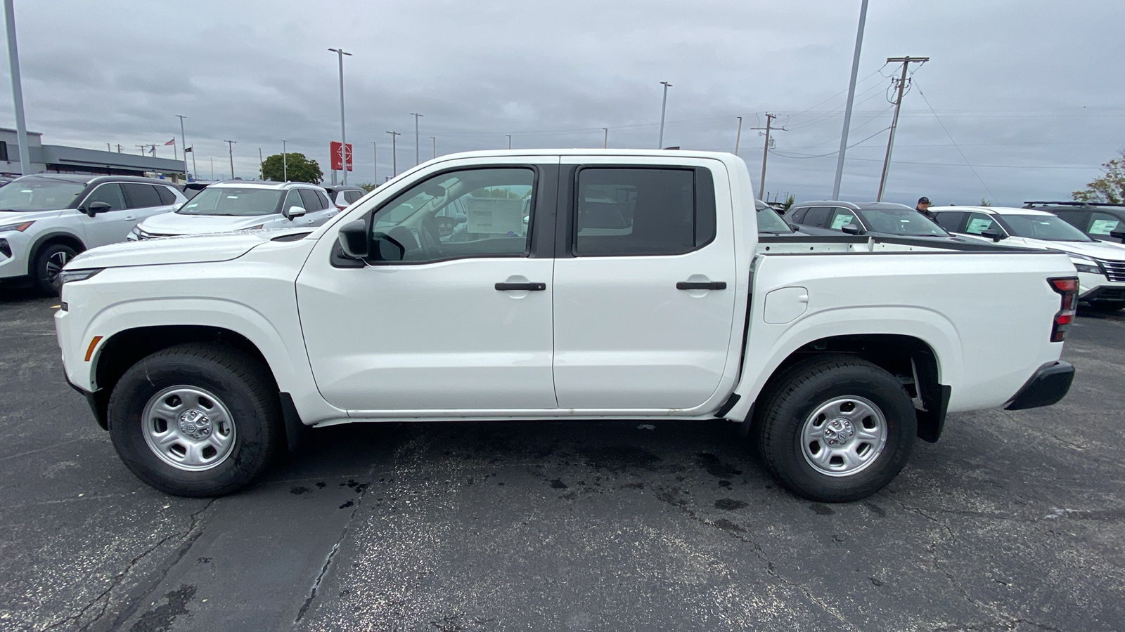 2024 Nissan Frontier S 9