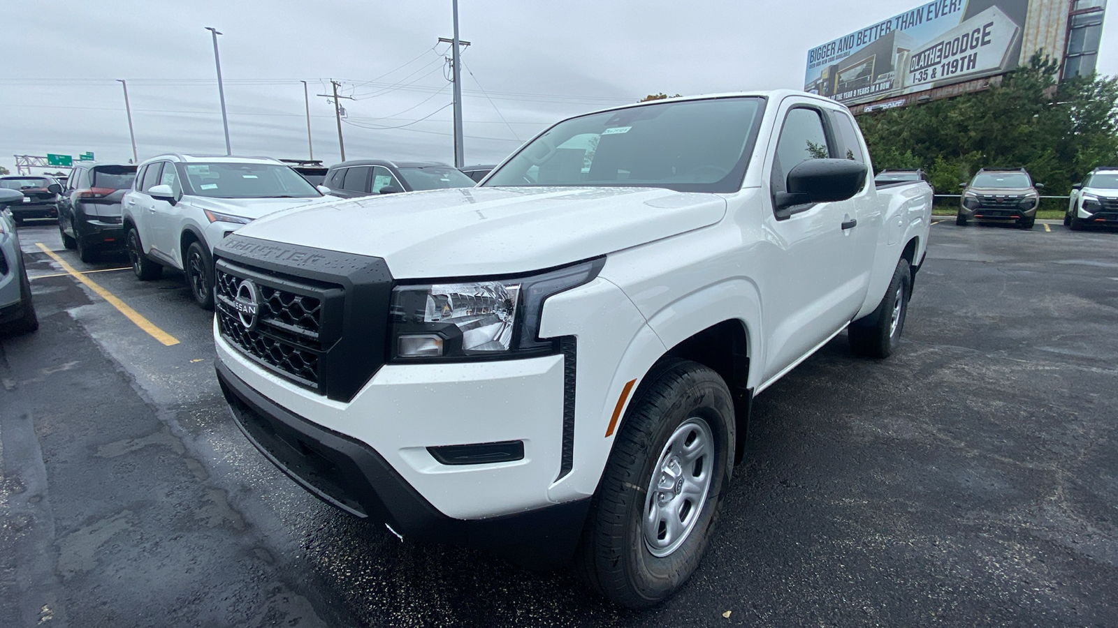 2024 Nissan Frontier S 1