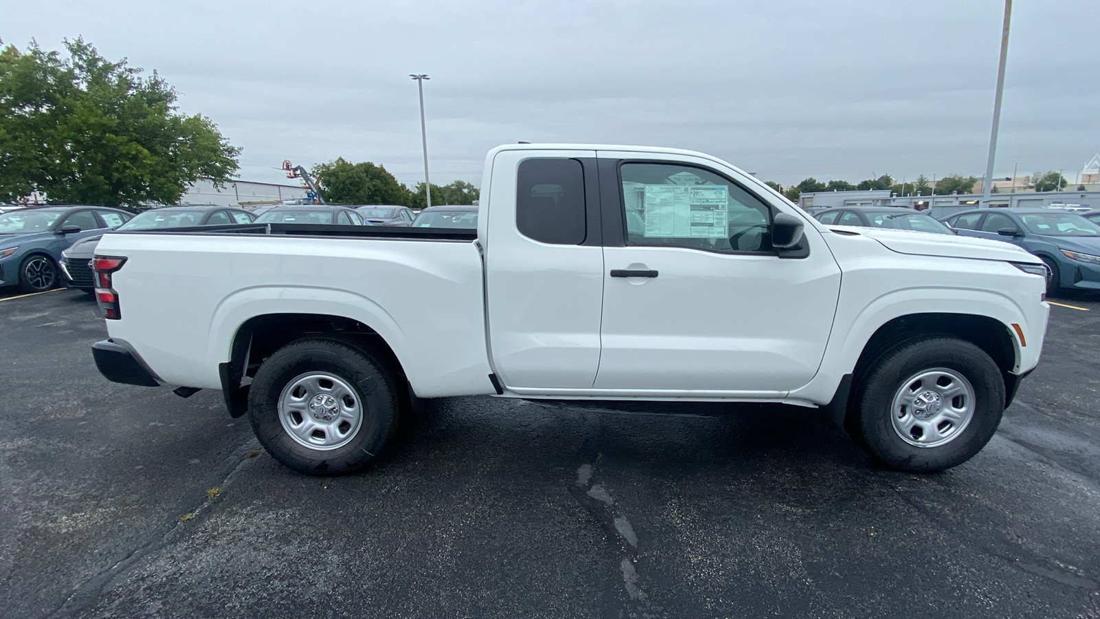 2024 Nissan Frontier S 4