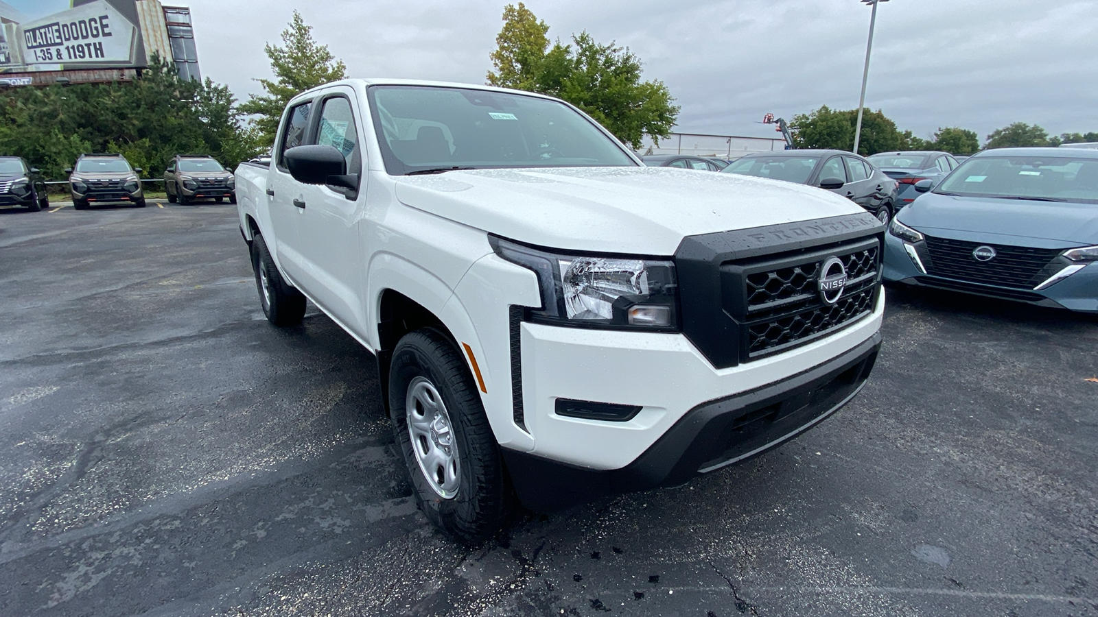 2024 Nissan Frontier S 3