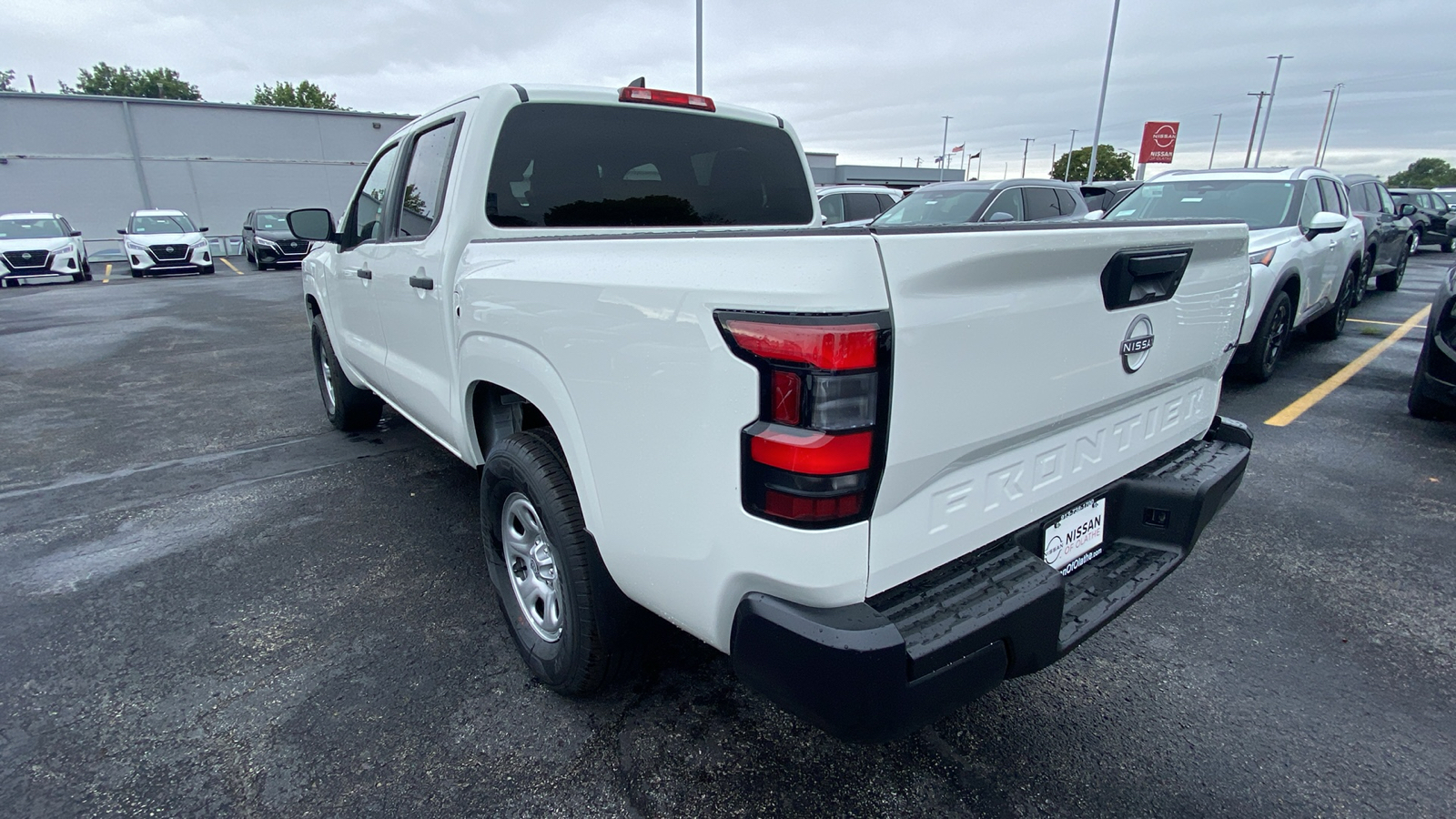 2024 Nissan Frontier S 8