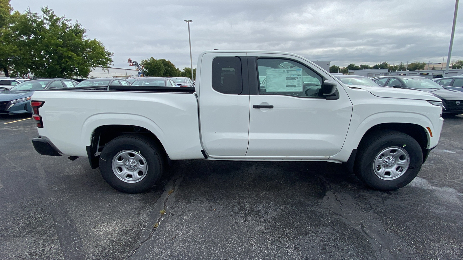 2024 Nissan Frontier S 4