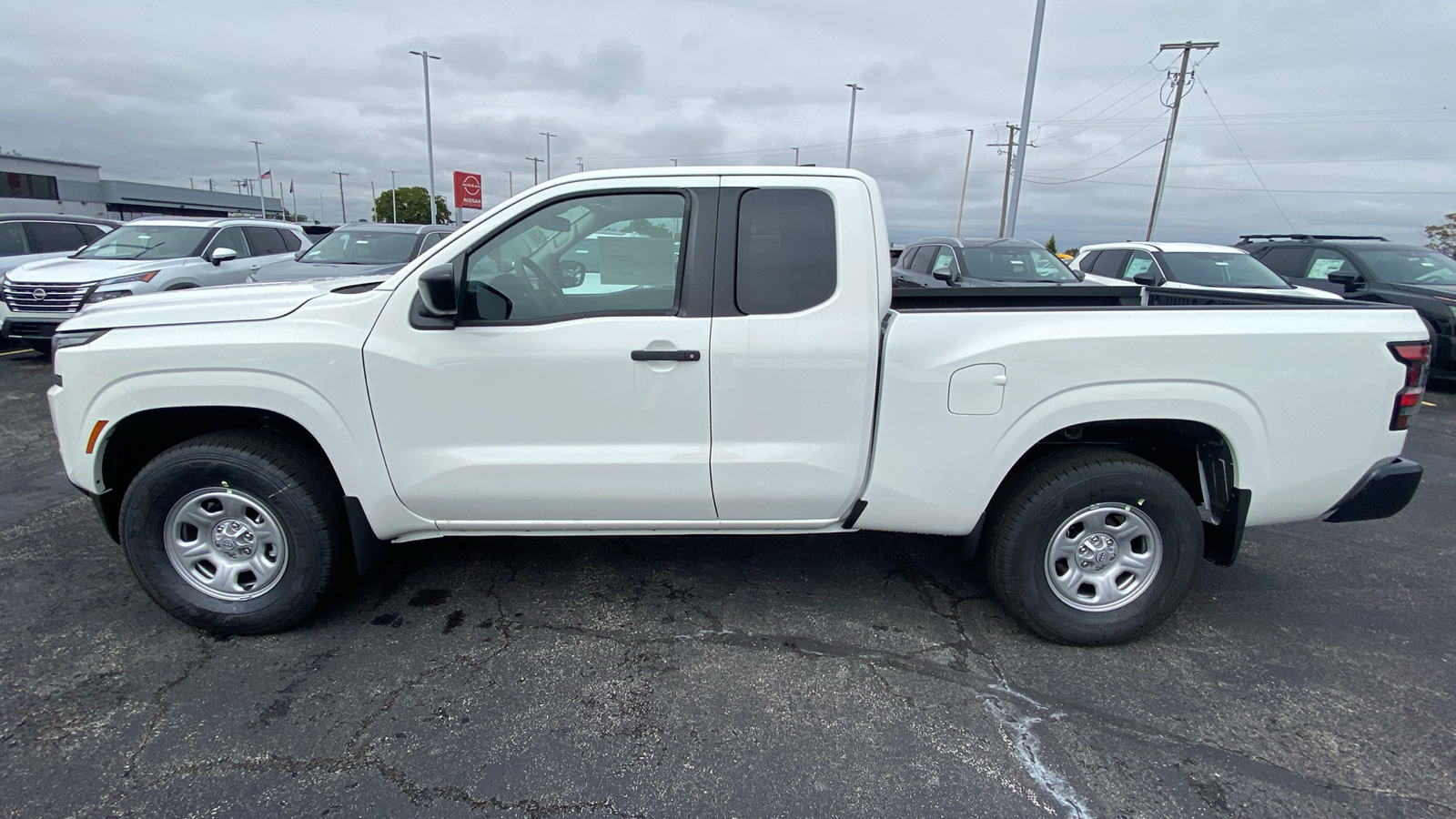 2024 Nissan Frontier S 9