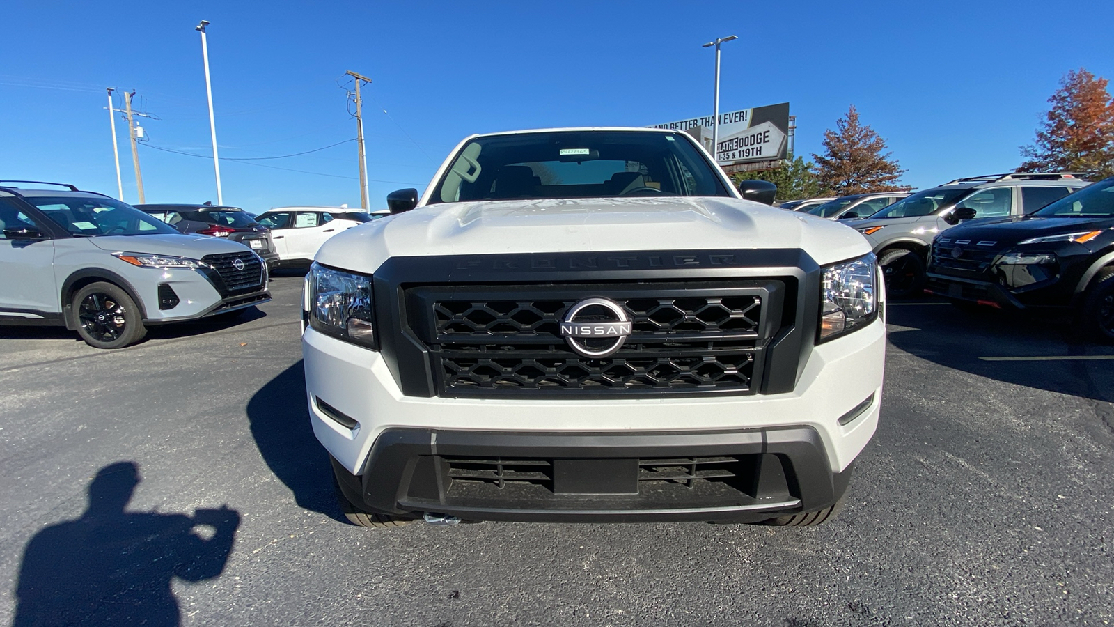 2024 Nissan Frontier S 2