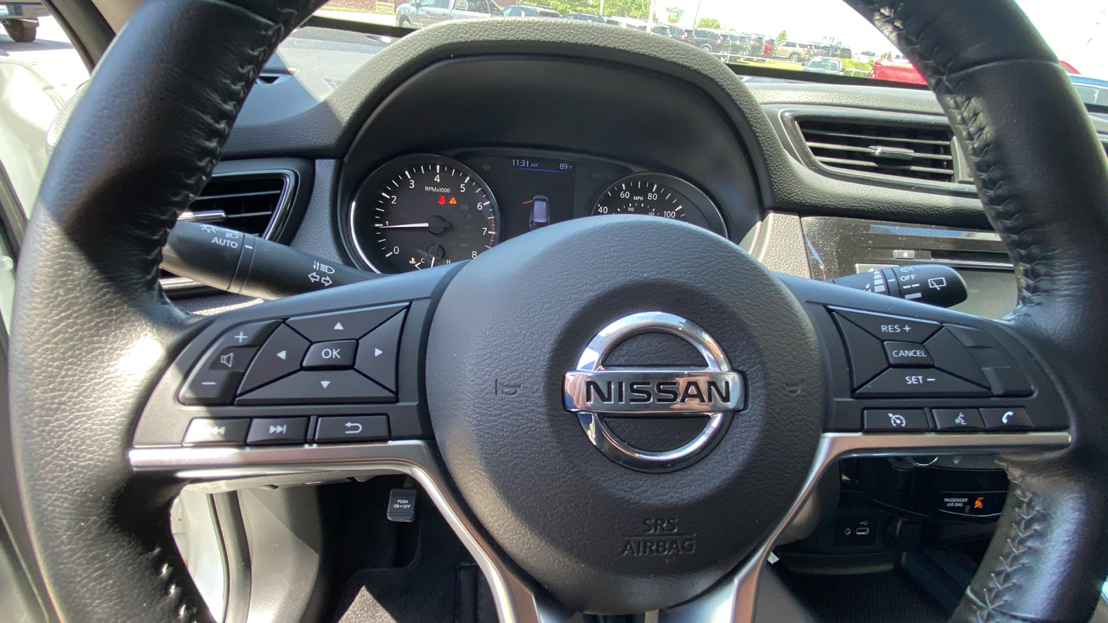 2020 Nissan Rogue S 16