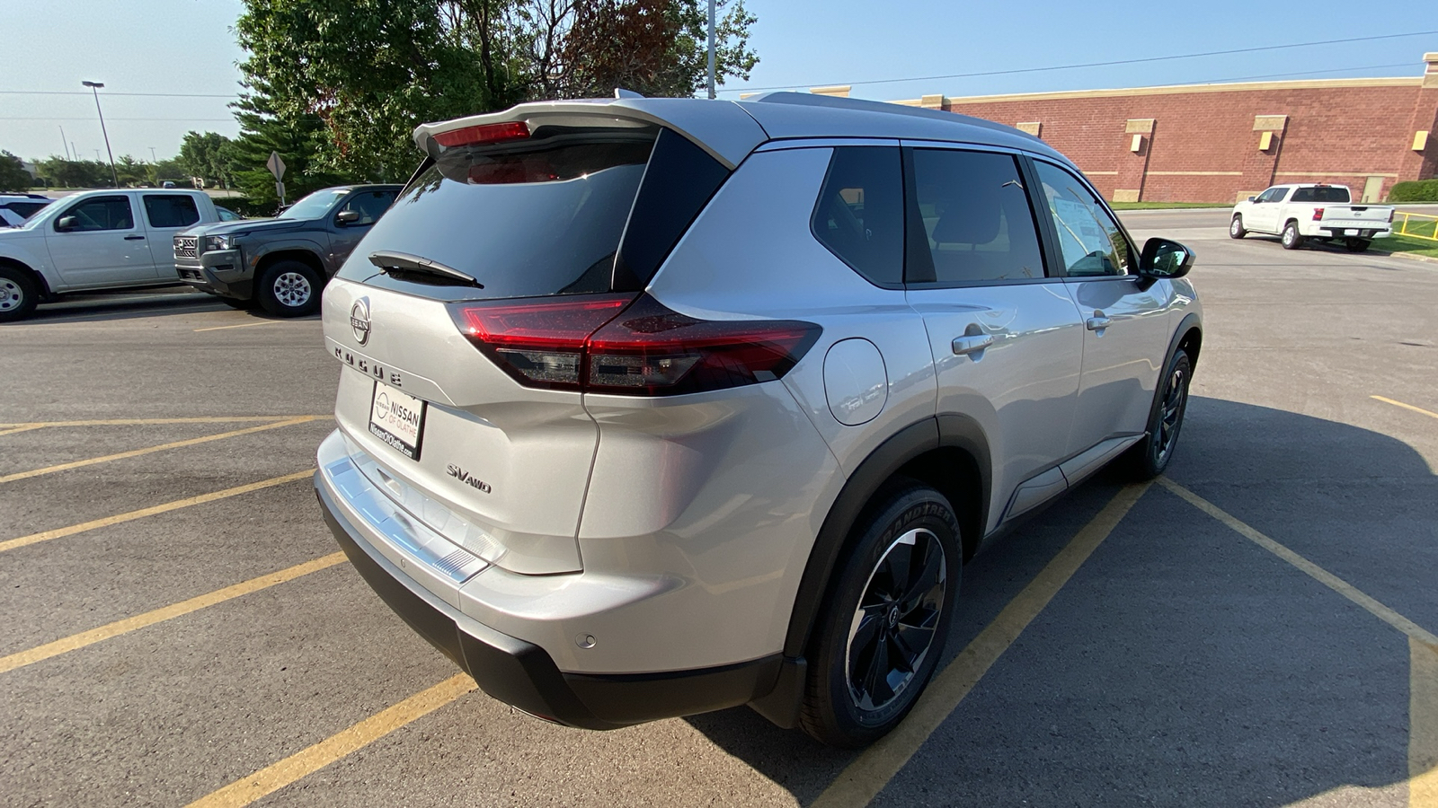 2024 Nissan Rogue SV 6