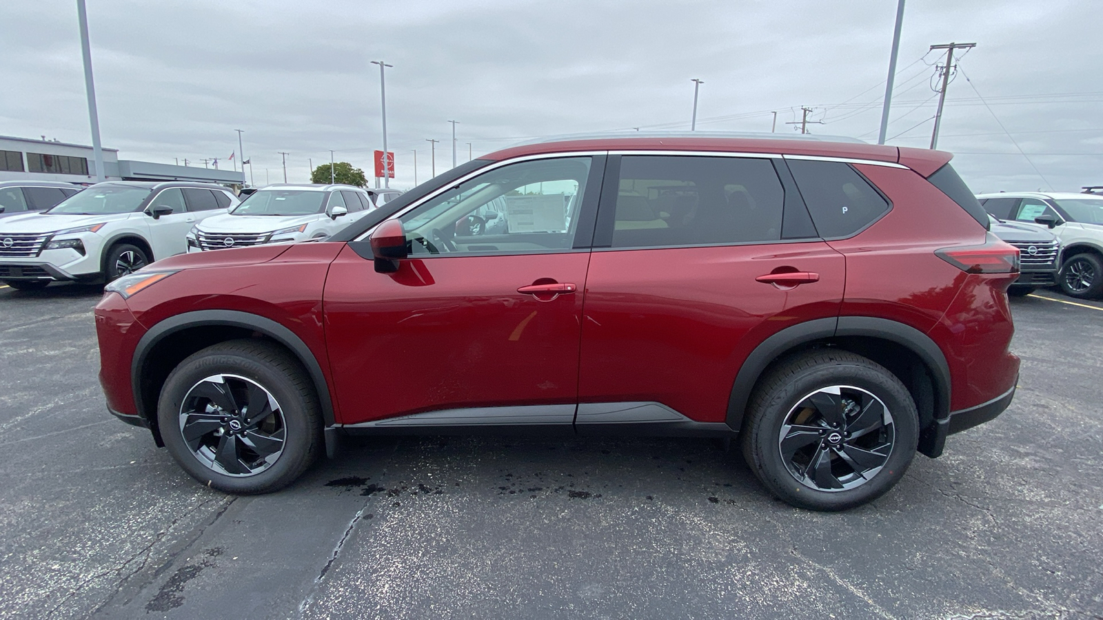 2024 Nissan Rogue SV 9