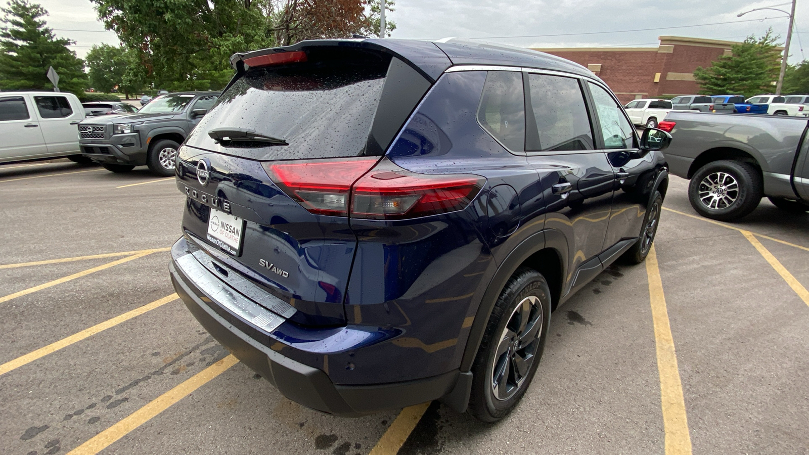 2024 Nissan Rogue SV 6