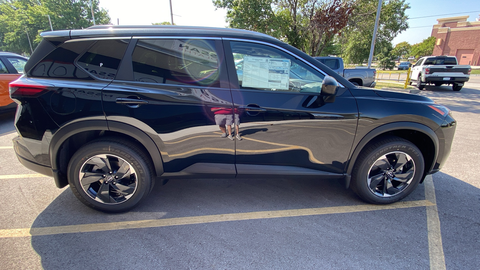 2024 Nissan Rogue SV 5