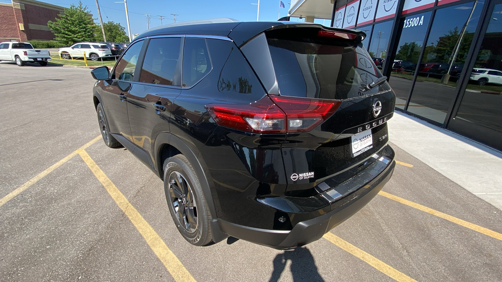 2024 Nissan Rogue SV 8