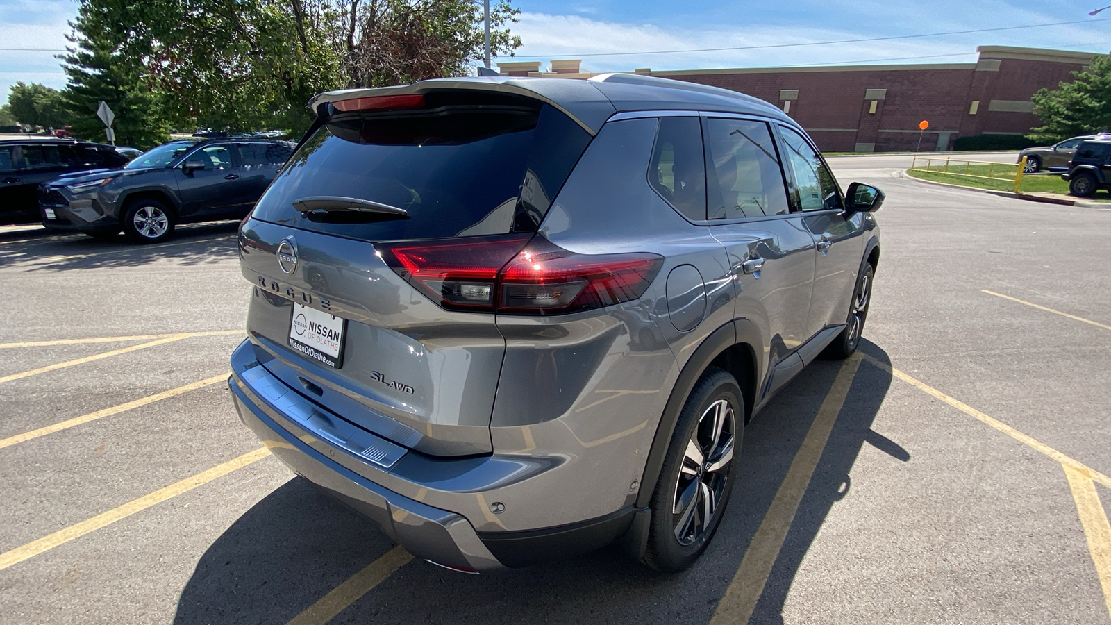 2024 Nissan Rogue SL 6