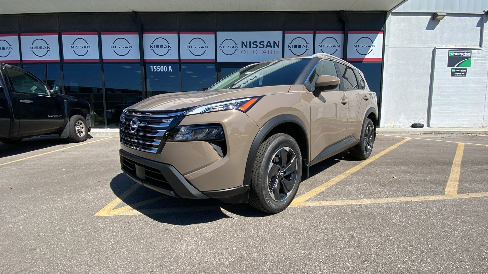 2024 Nissan Rogue SV 2