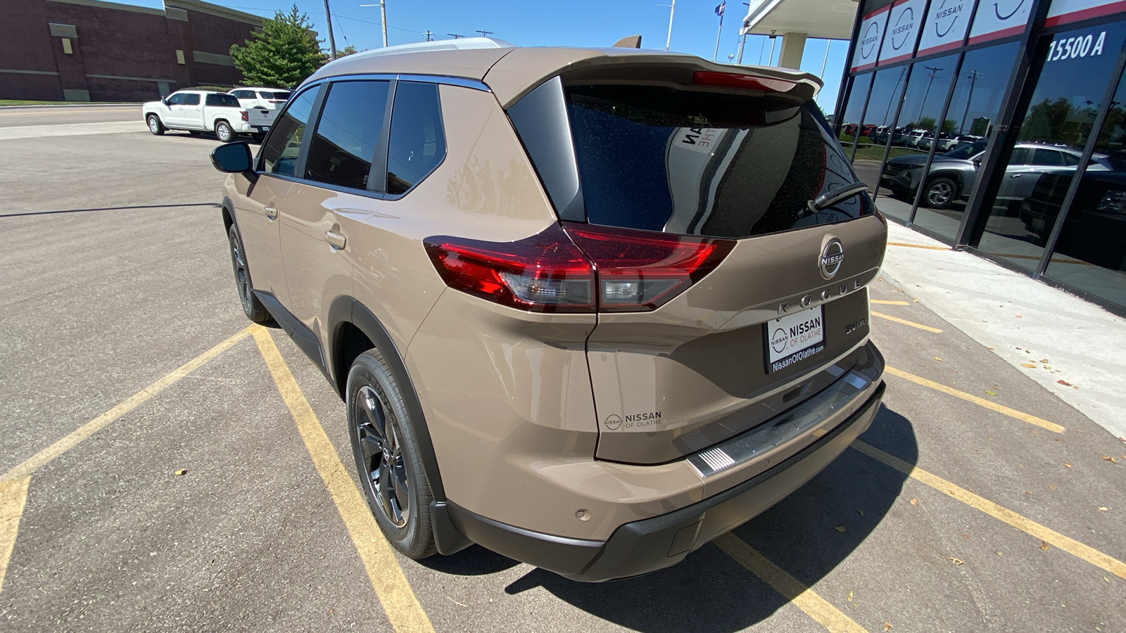 2024 Nissan Rogue SV 9