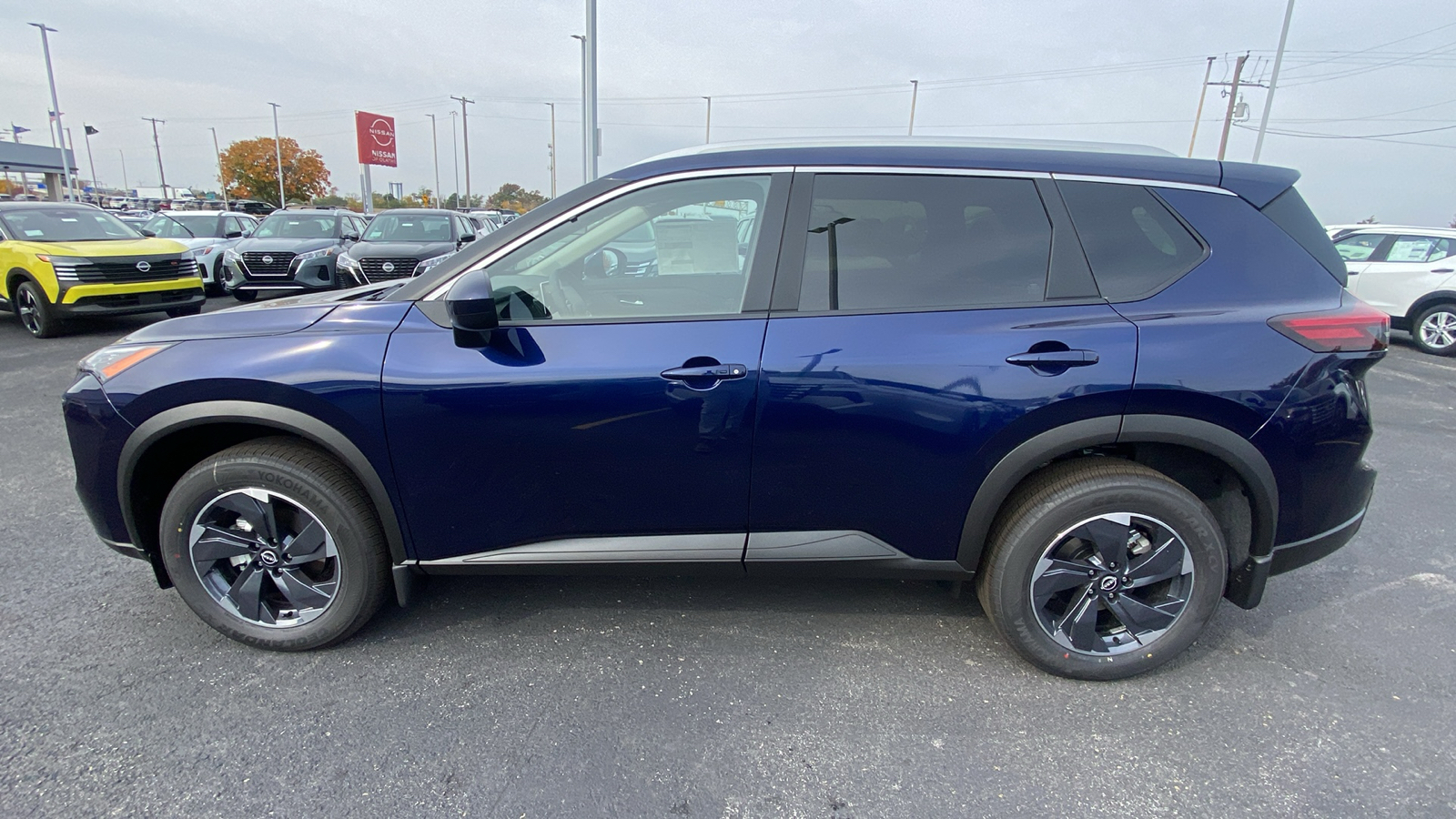 2024 Nissan Rogue SV 8