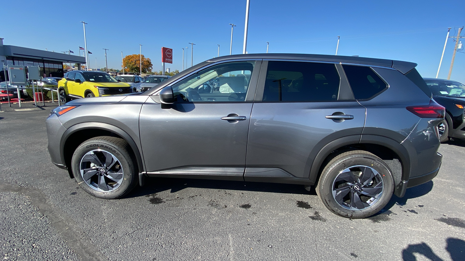 2024 Nissan Rogue SV 8