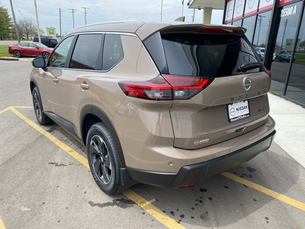 2024 Nissan Rogue SV 11