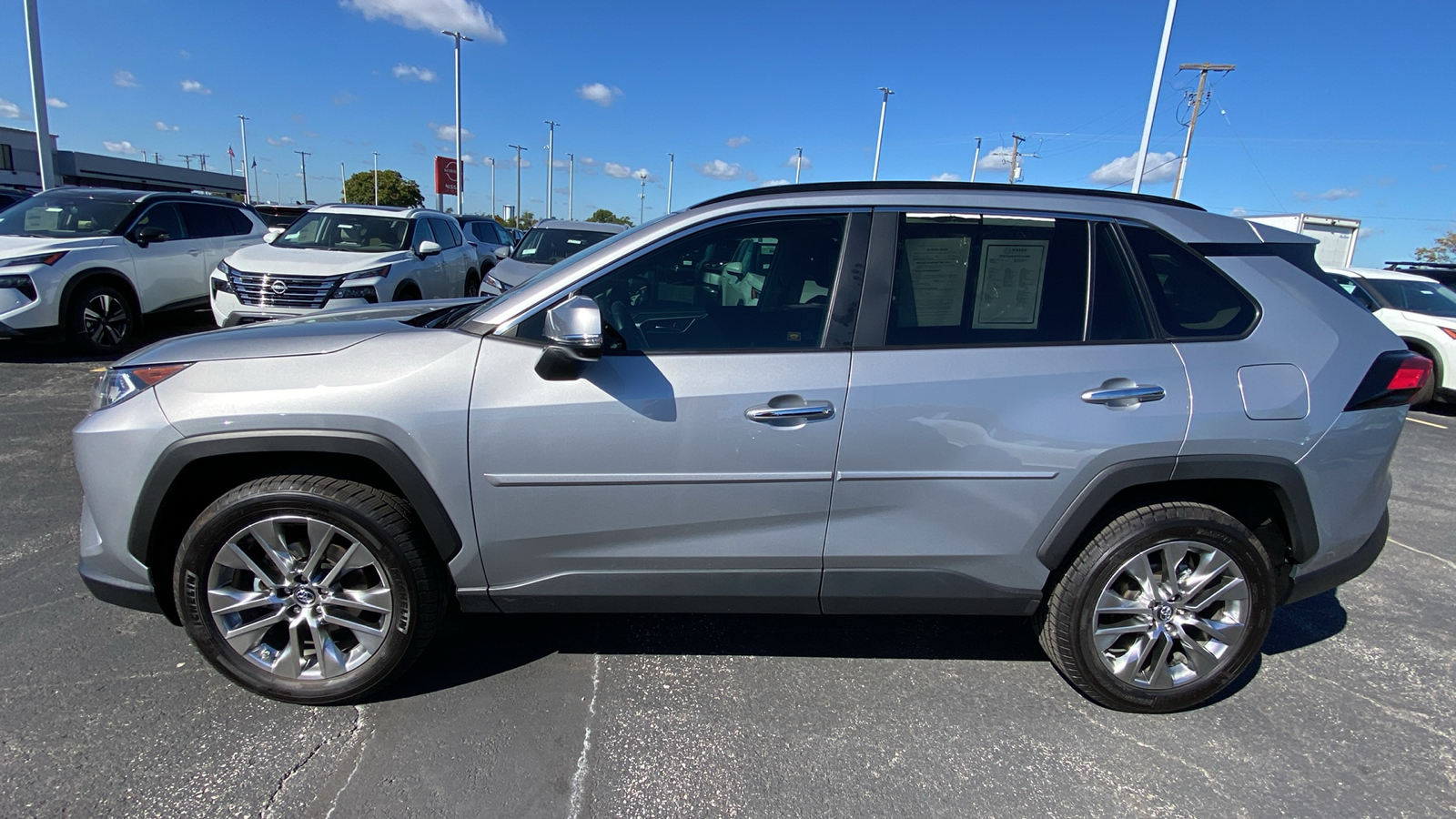 2019 Toyota RAV4 Limited 9