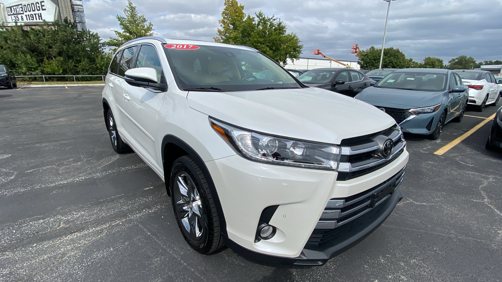 2017 Toyota Highlander Limited Platinum 3