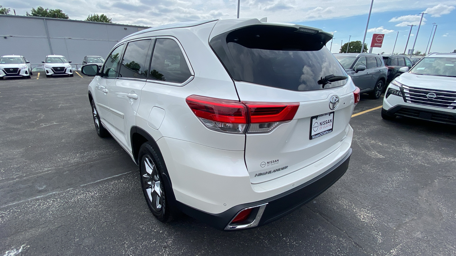 2017 Toyota Highlander Limited Platinum 8