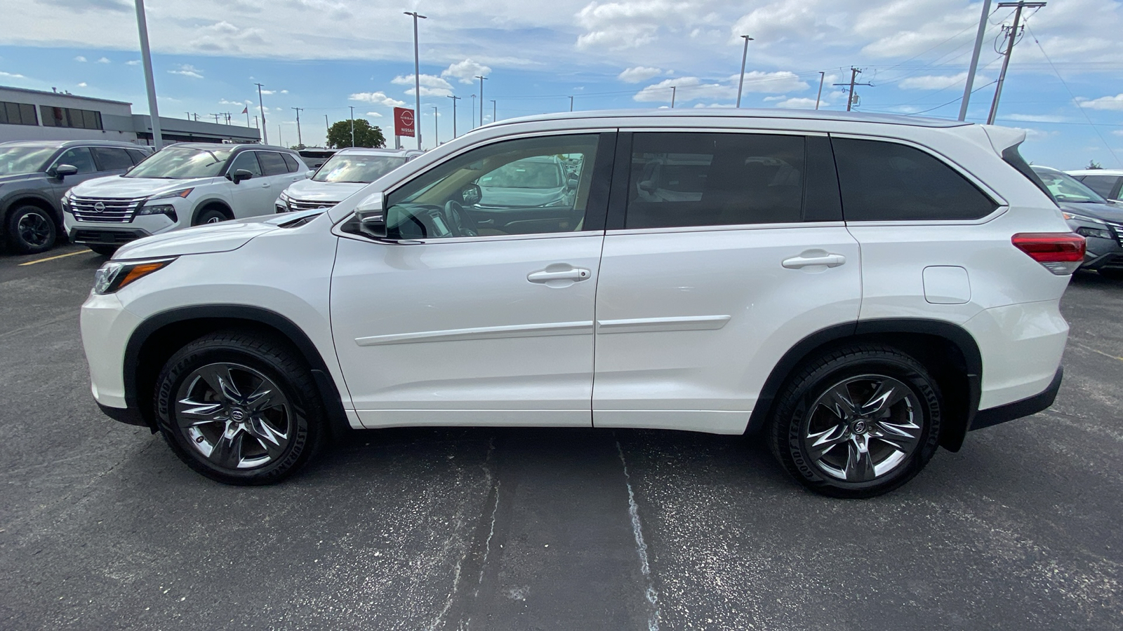 2017 Toyota Highlander Limited Platinum 9