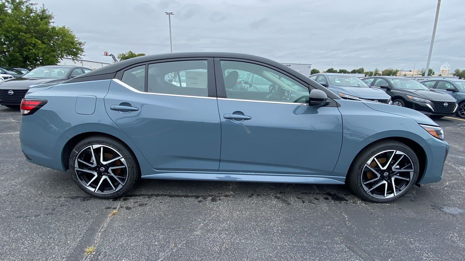 2024 Nissan Sentra SR 4