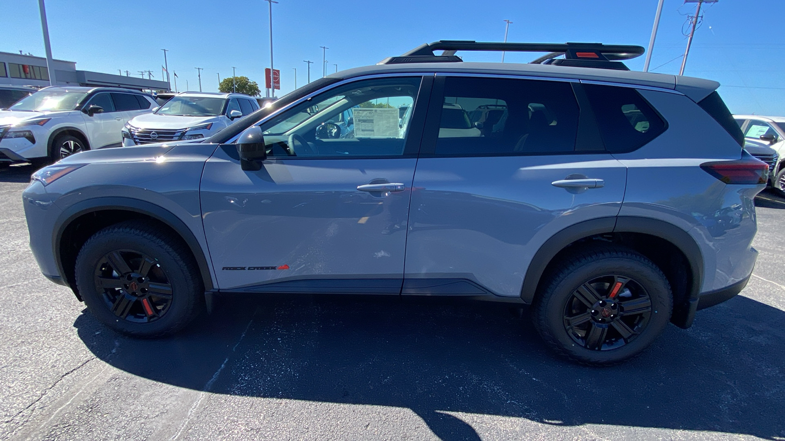 2025 Nissan Rogue SV 9