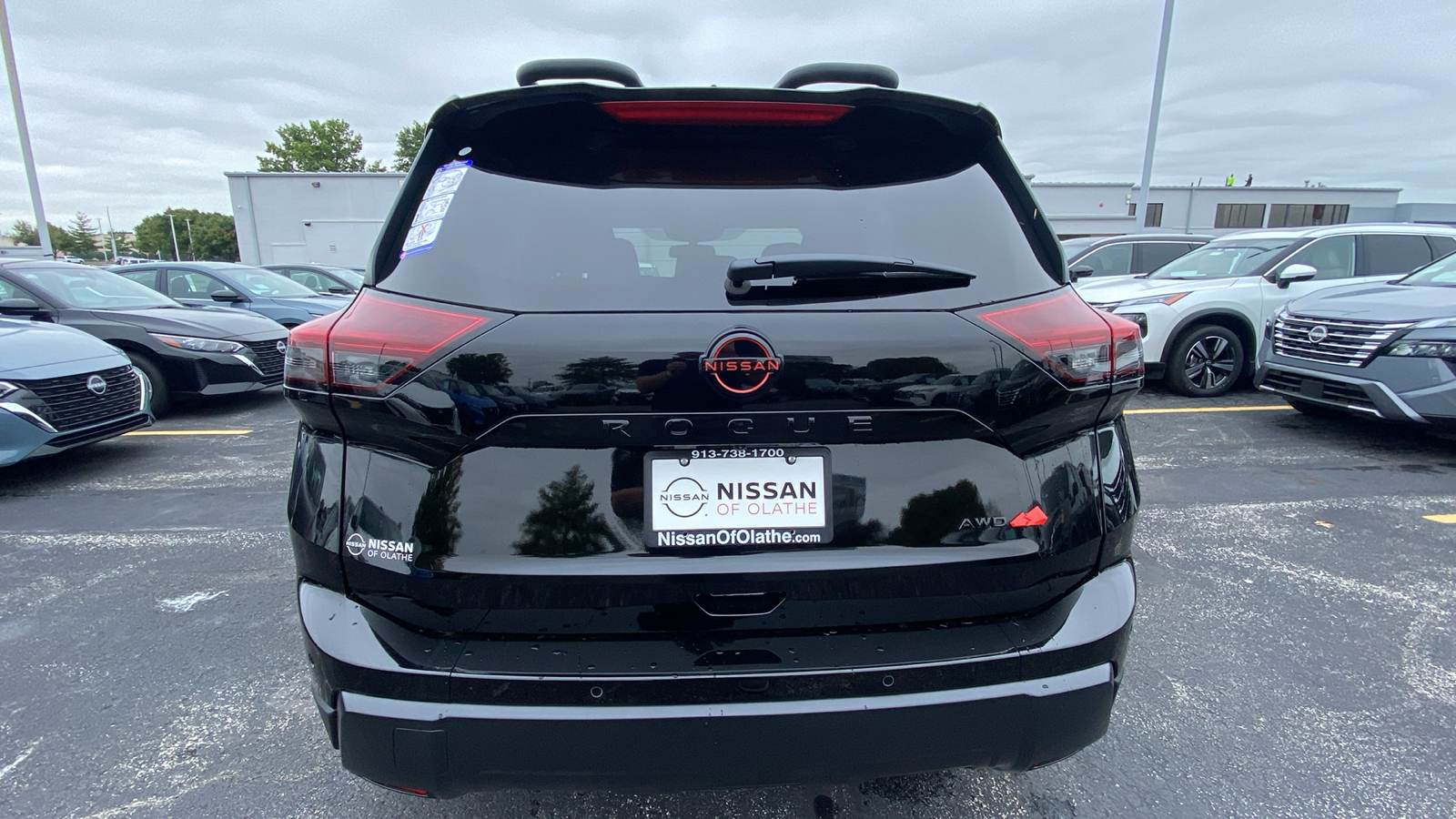 2025 Nissan Rogue SV 6