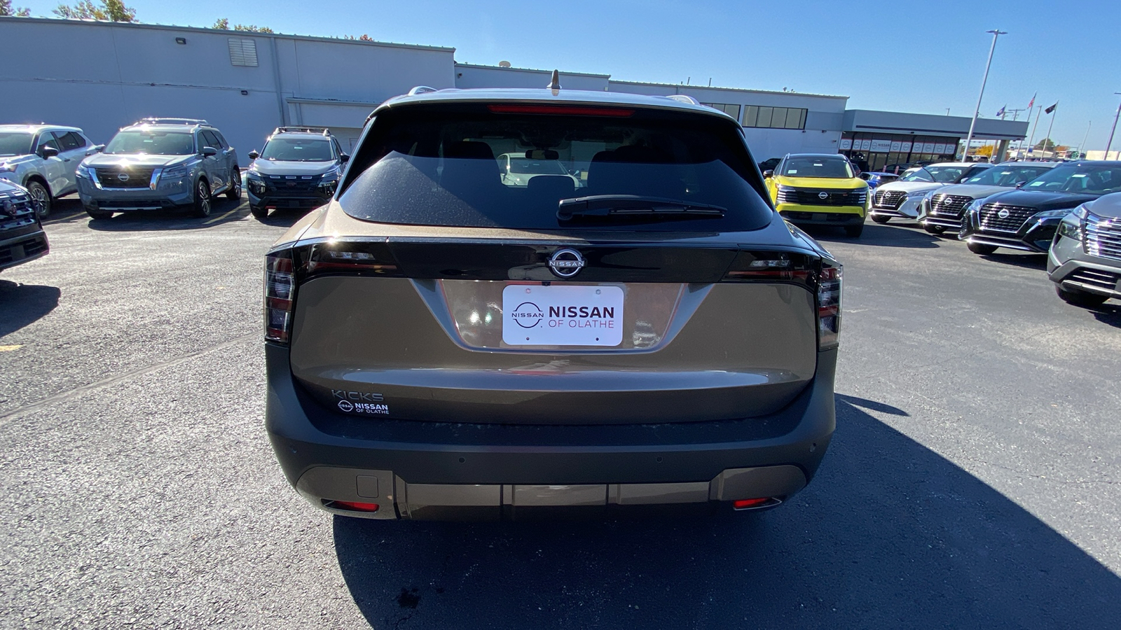 2025 Nissan Kicks SV 6