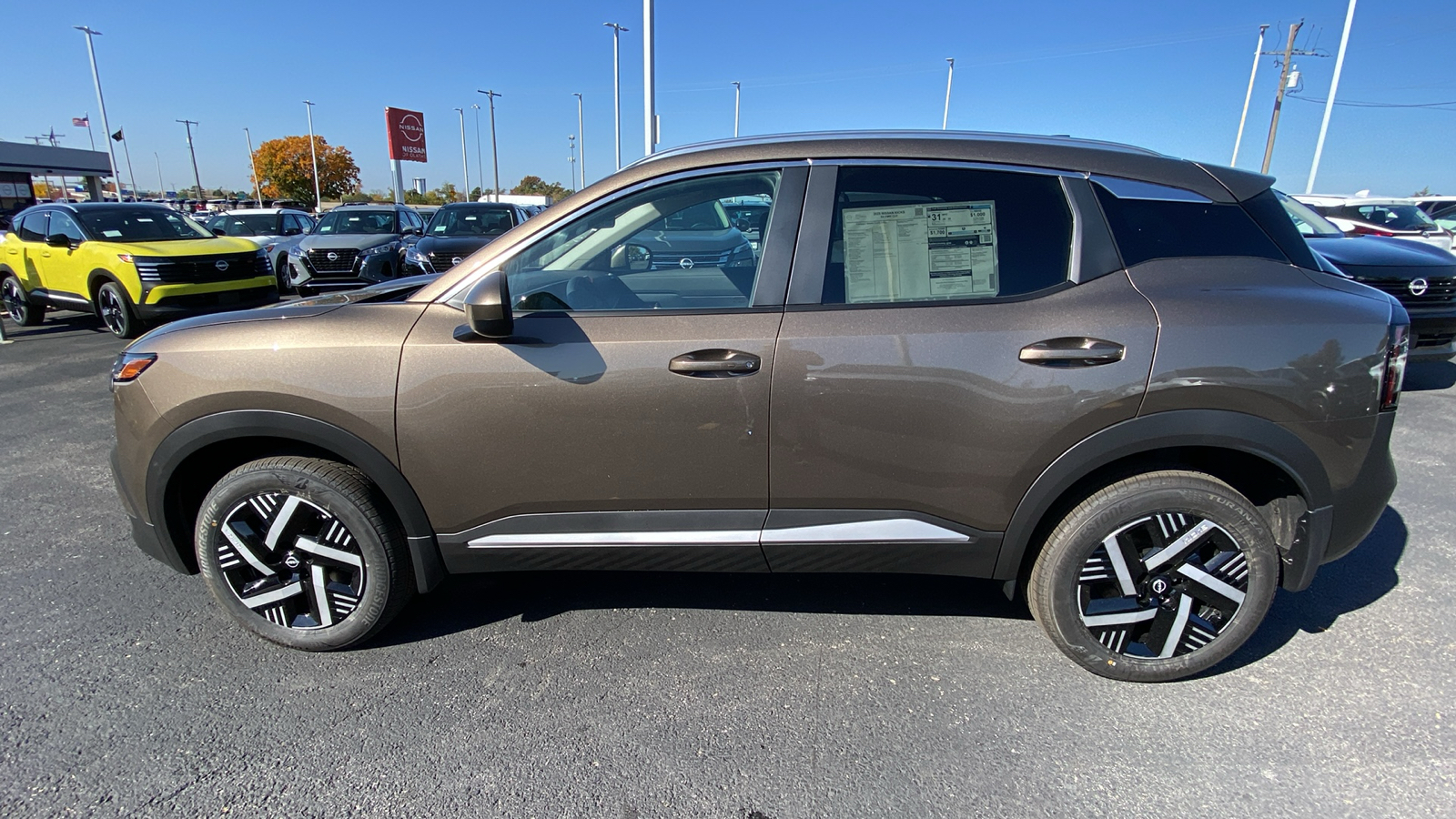 2025 Nissan Kicks SV 8