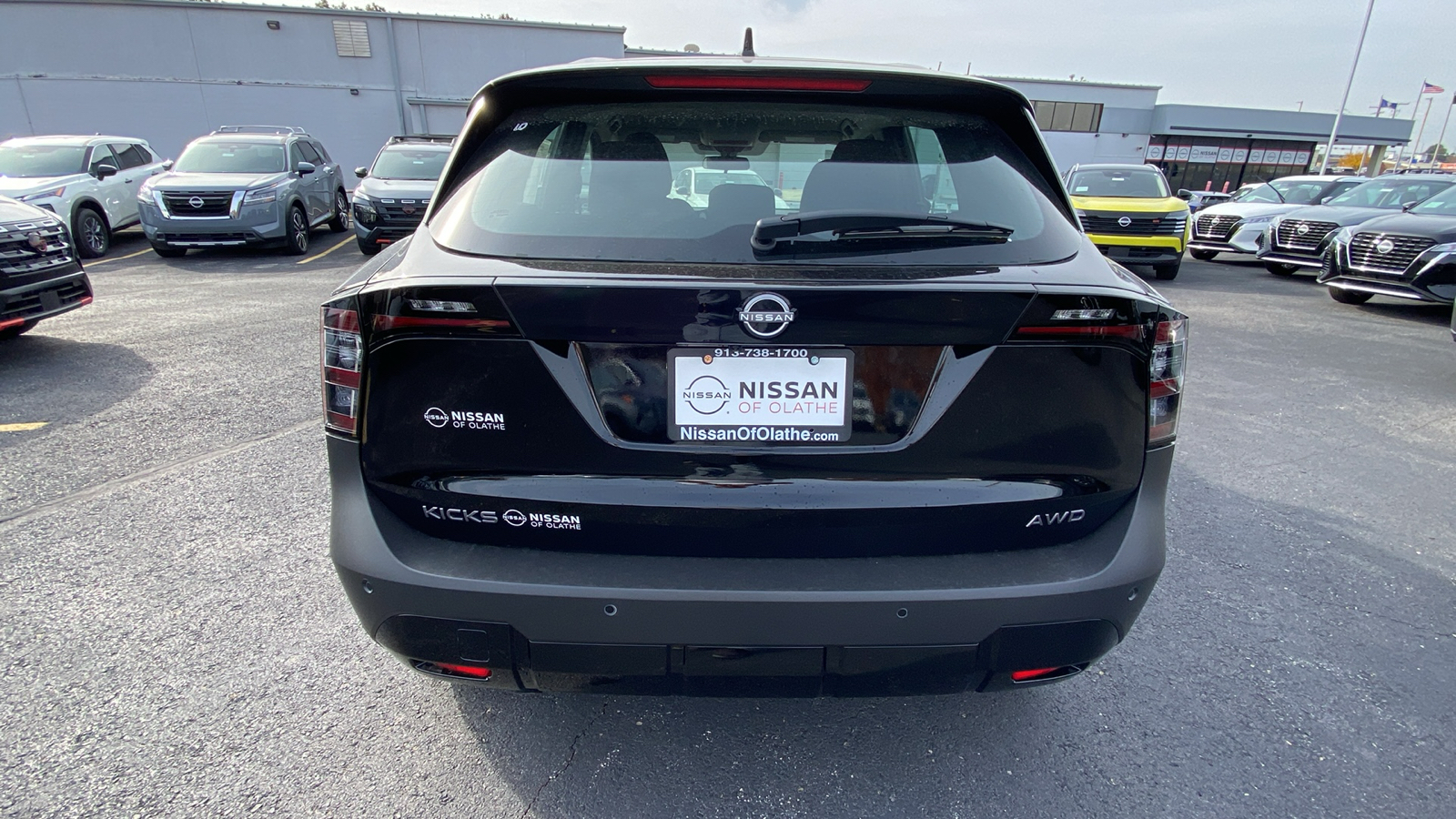 2025 Nissan Kicks S 6