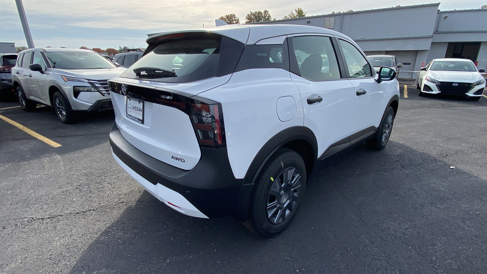 2025 Nissan Kicks S 5