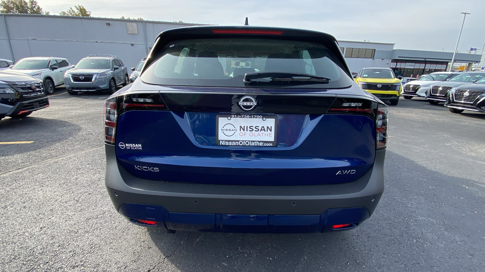 2025 Nissan Kicks S 6