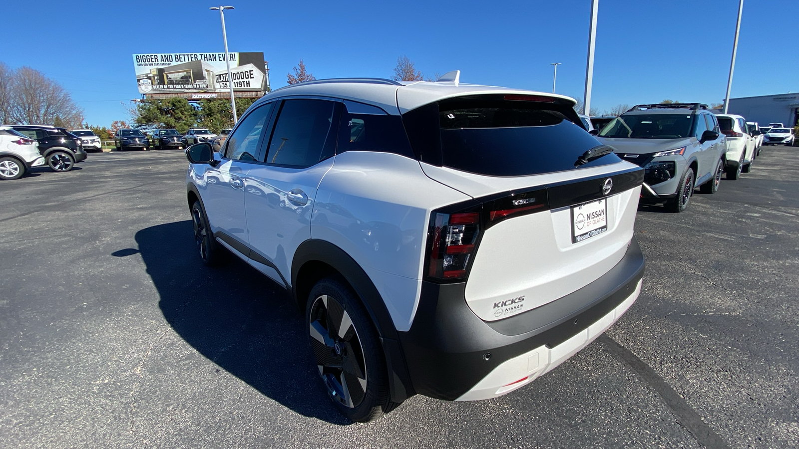 2025 Nissan Kicks SR 7