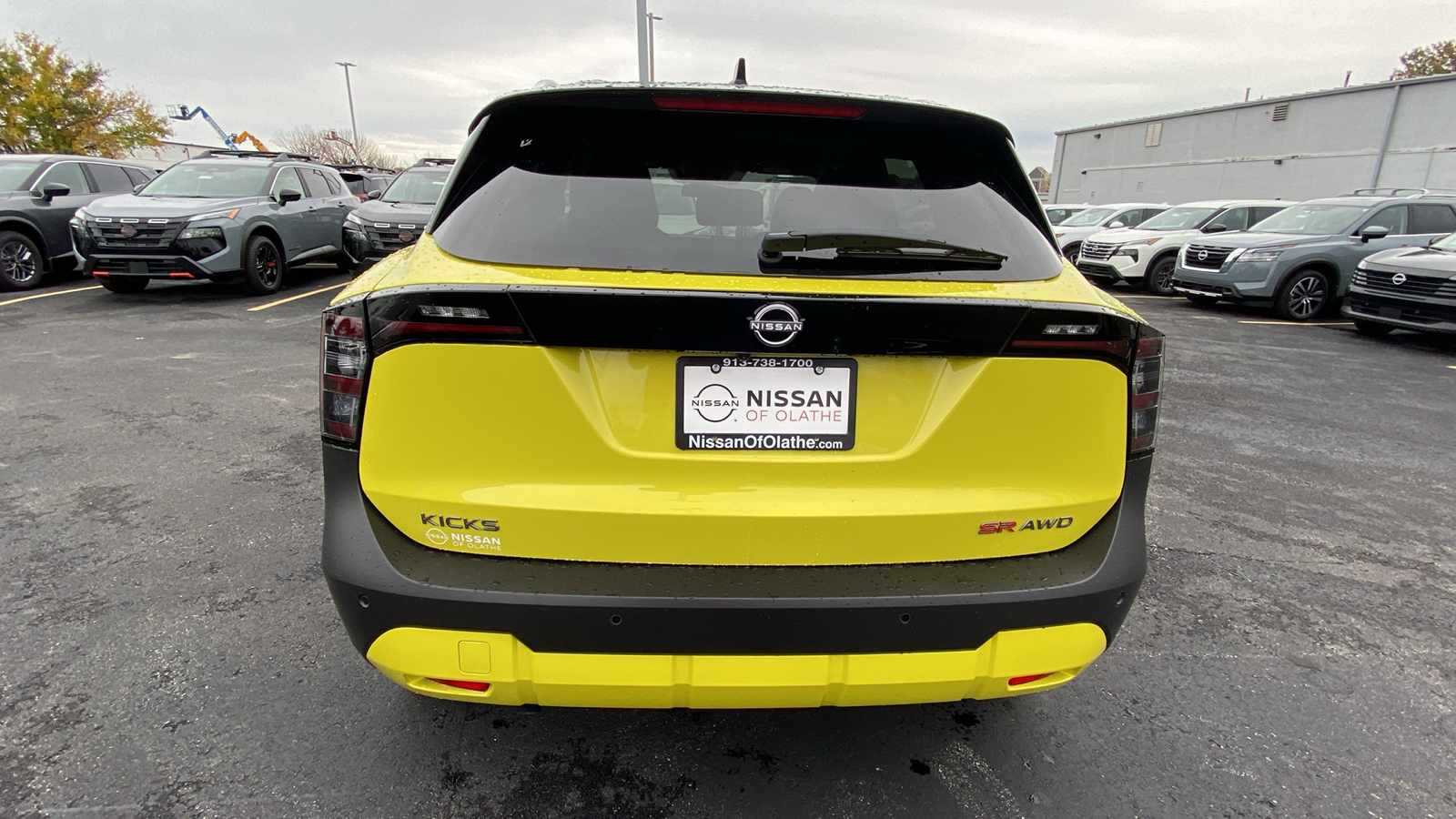 2025 Nissan Kicks SR 6