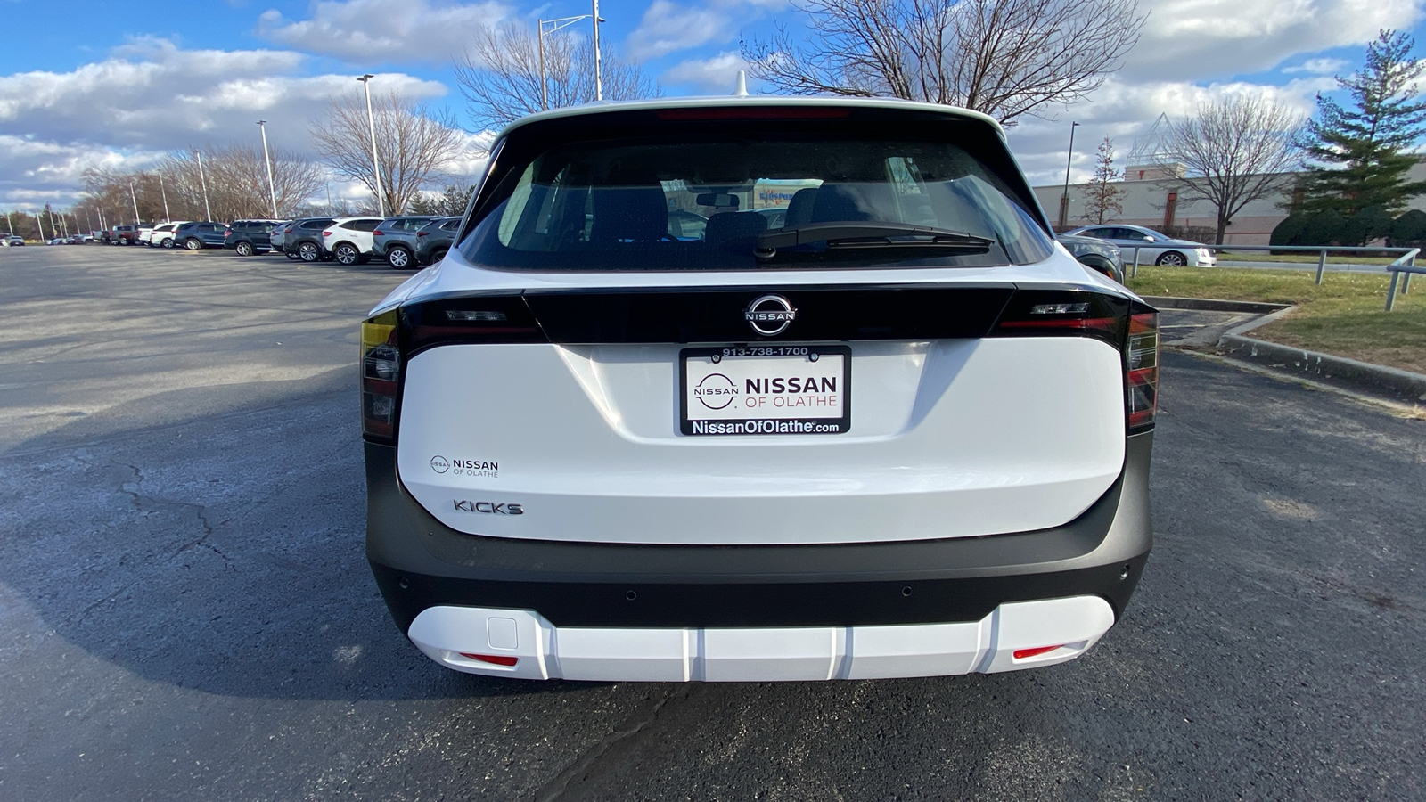 2025 Nissan Kicks S 6