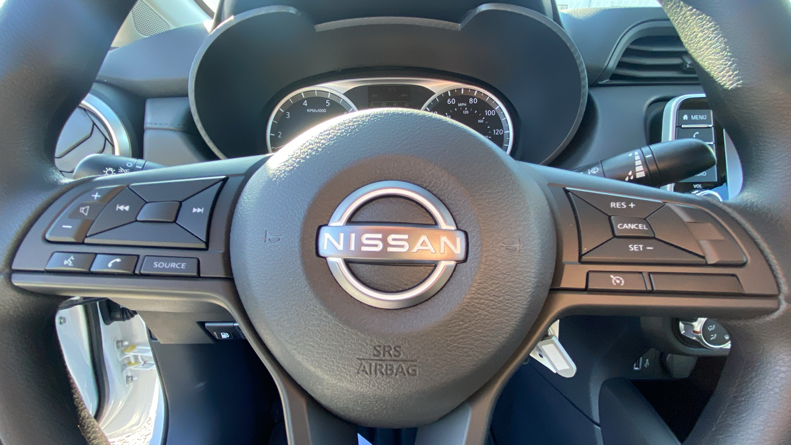 2025 Nissan Versa 1.6 S 13