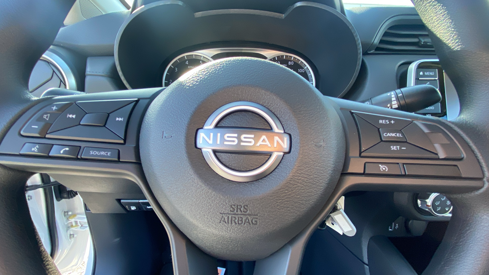 2025 Nissan Versa 1.6 S 13