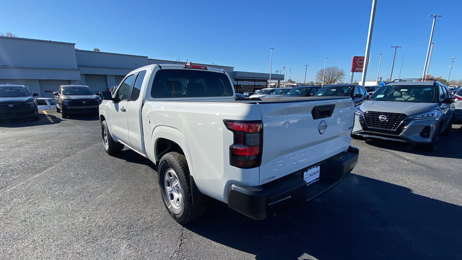 2025 Nissan Frontier S 7