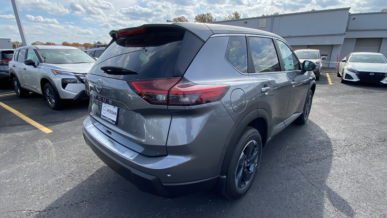 2025 Nissan Rogue SV 5