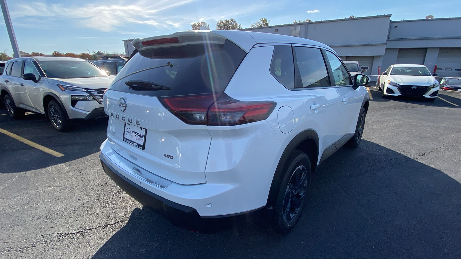 2025 Nissan Rogue SV 5