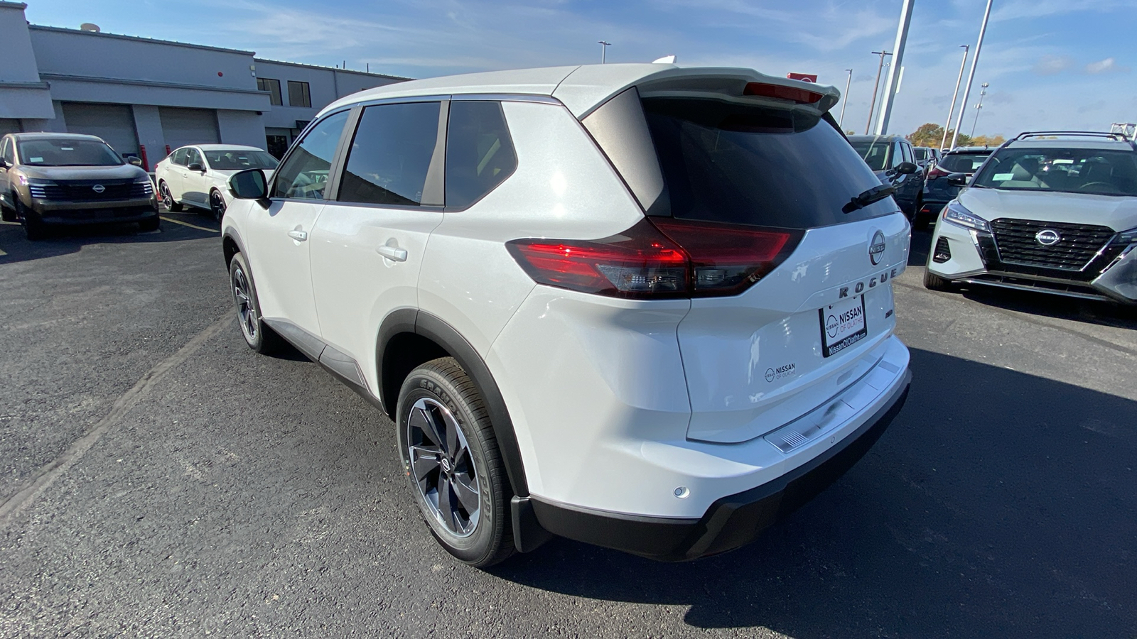 2025 Nissan Rogue SV 7