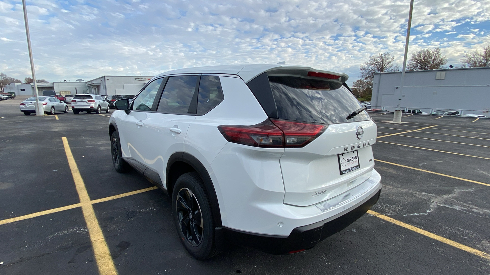 2025 Nissan Rogue SV 7