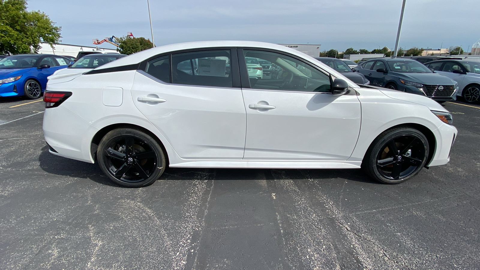 2025 Nissan Sentra SR 4