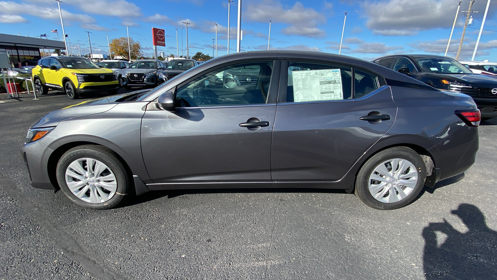 2025 Nissan Sentra S 8