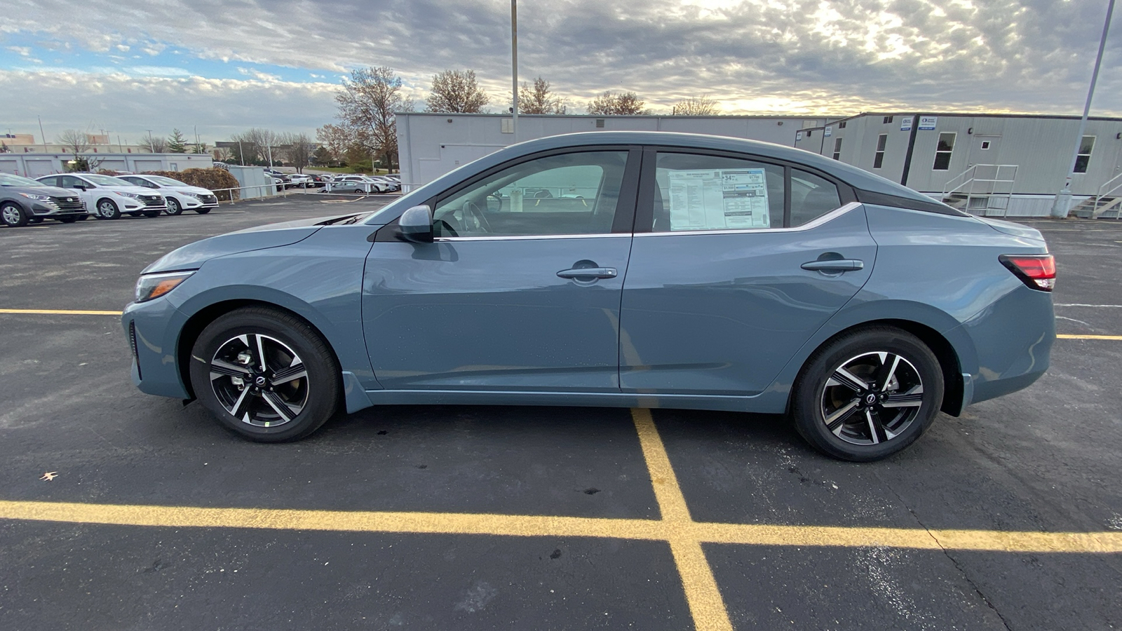 2025 Nissan Sentra SV 8