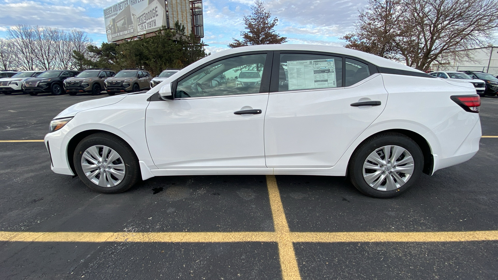 2025 Nissan Sentra S 8