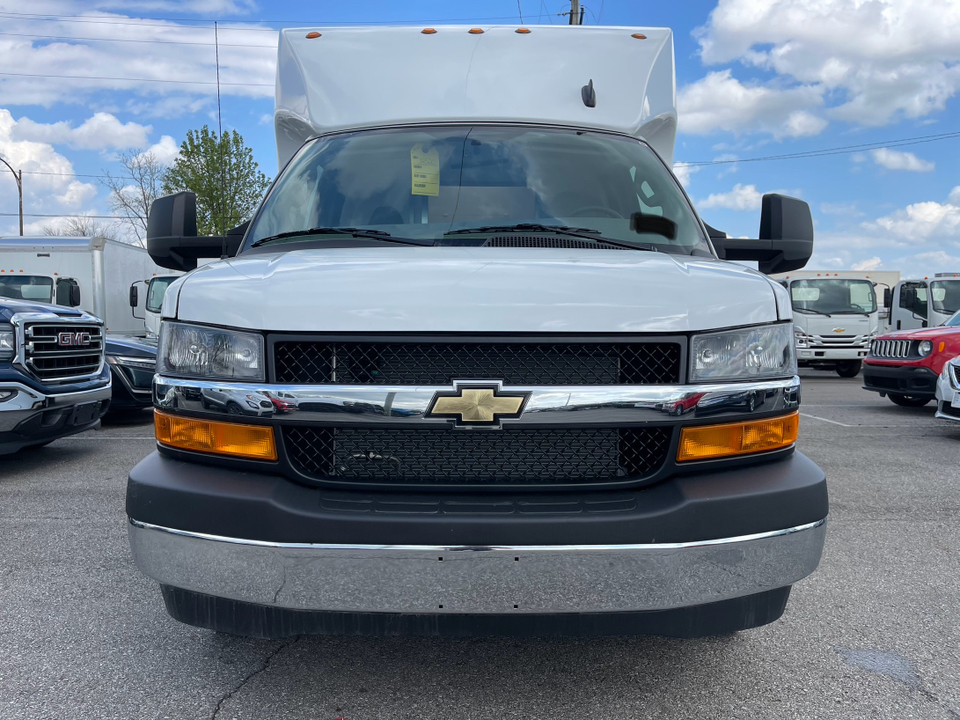 2023 Chevrolet Express 3500 15 UNICELL AEROCELL BOX 4